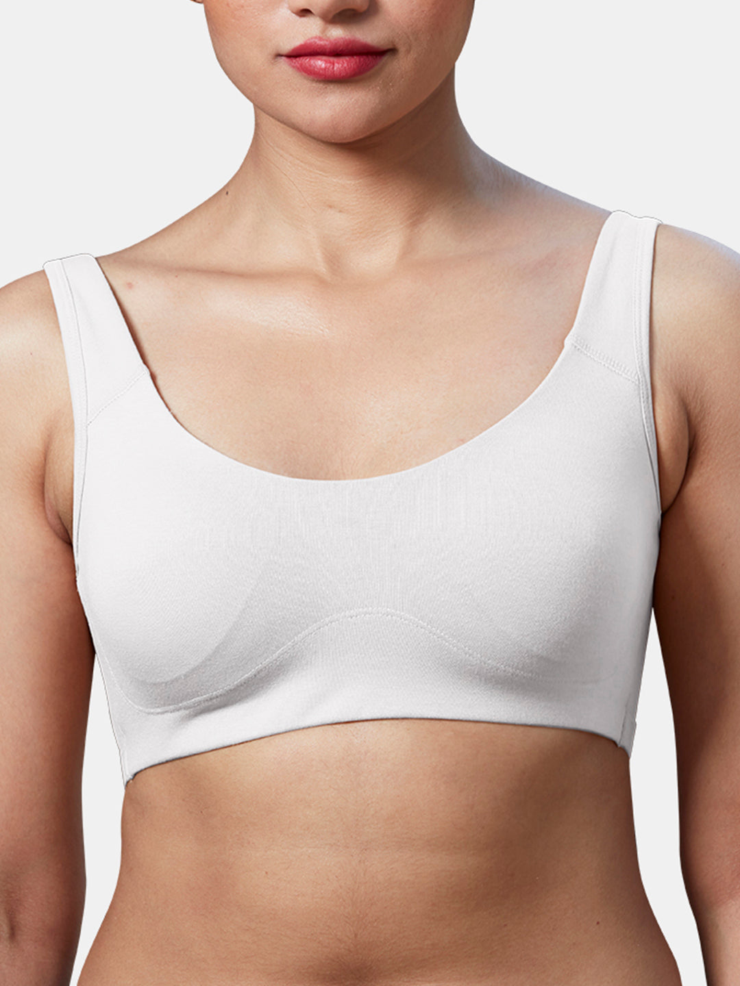 Medium Coverage Lightly Padded Sports Bra | DB 006