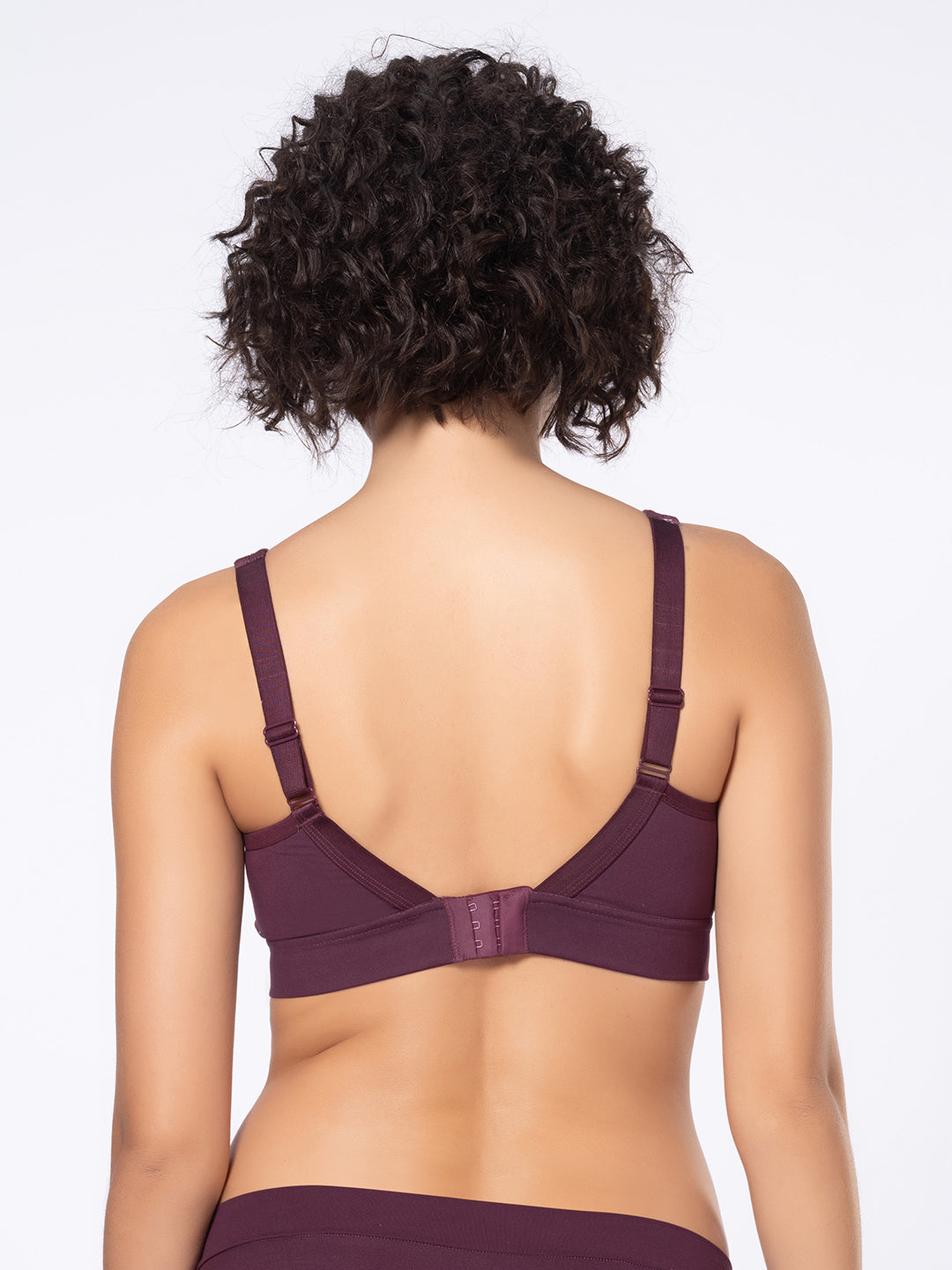 Lightly Padded Wirefree Full Coverage Nylon Spandex Bra with Cushioned Straps and U-Back – DB 030