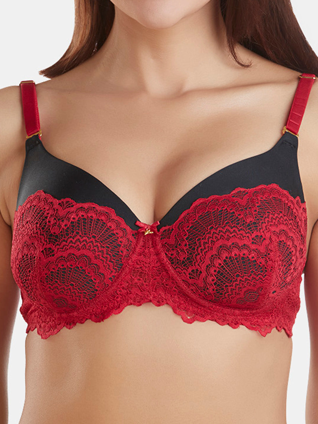 Lace-Padded-Wired-Bra-with-Detachable-Straps-DB-360-Maroon-Close
