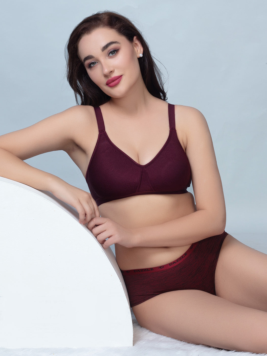 Non Padded Medium Coverage Moulded T Shirt Bra | DB 521